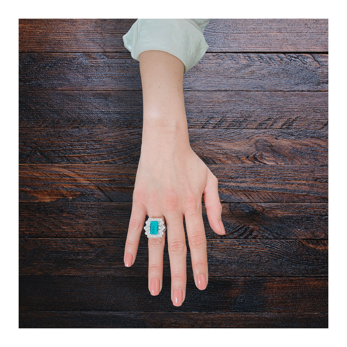Art Deco Emerald and Diamond Platinum Ring
