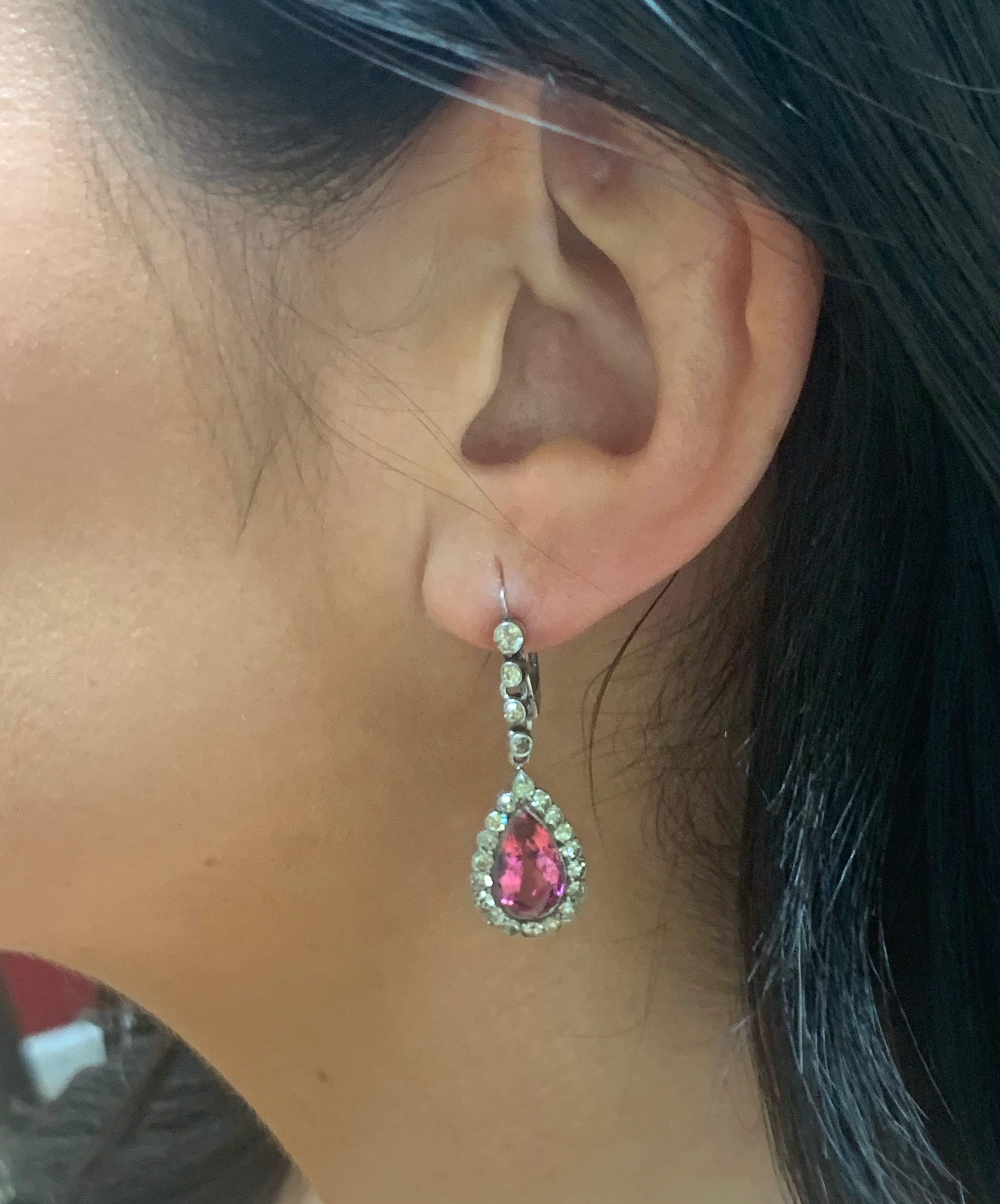 Art Deco Pink Tourmaline Dangling Platinum and Gold Earrings, circa 1930s