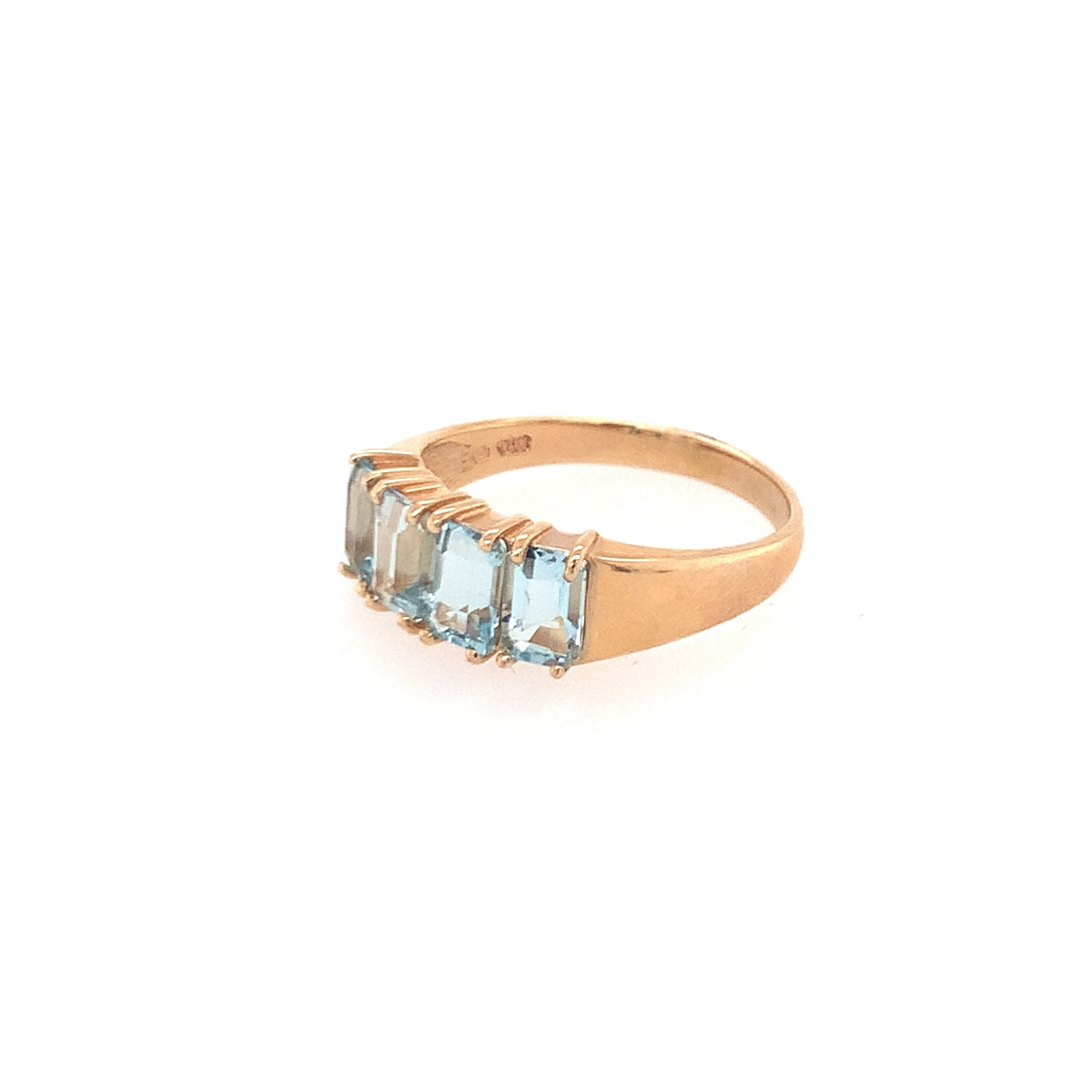 Blue Topaz 14K Yellow Gold Ring, Circa 1970s