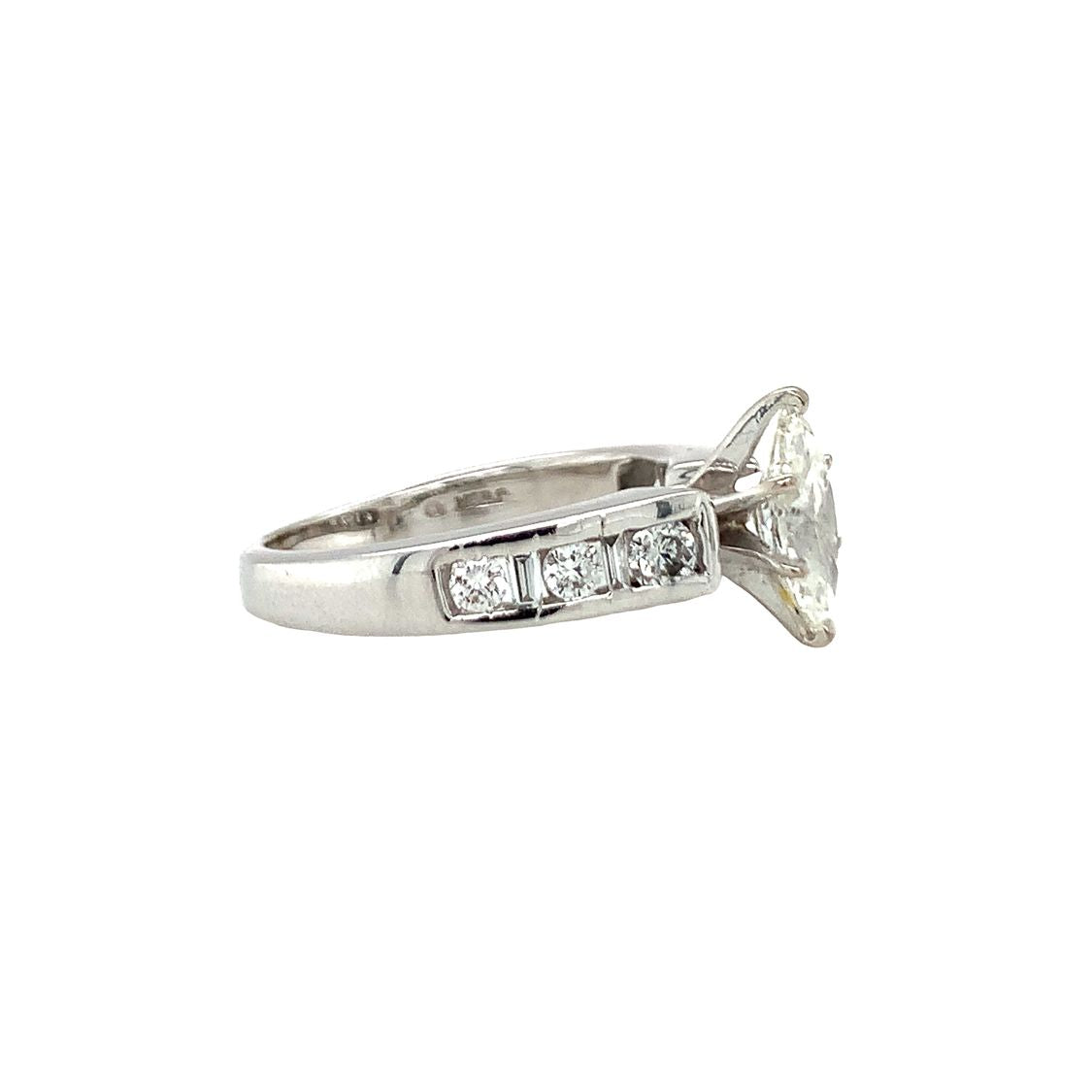 Diamond Engagement Ring in 14k White Gold
