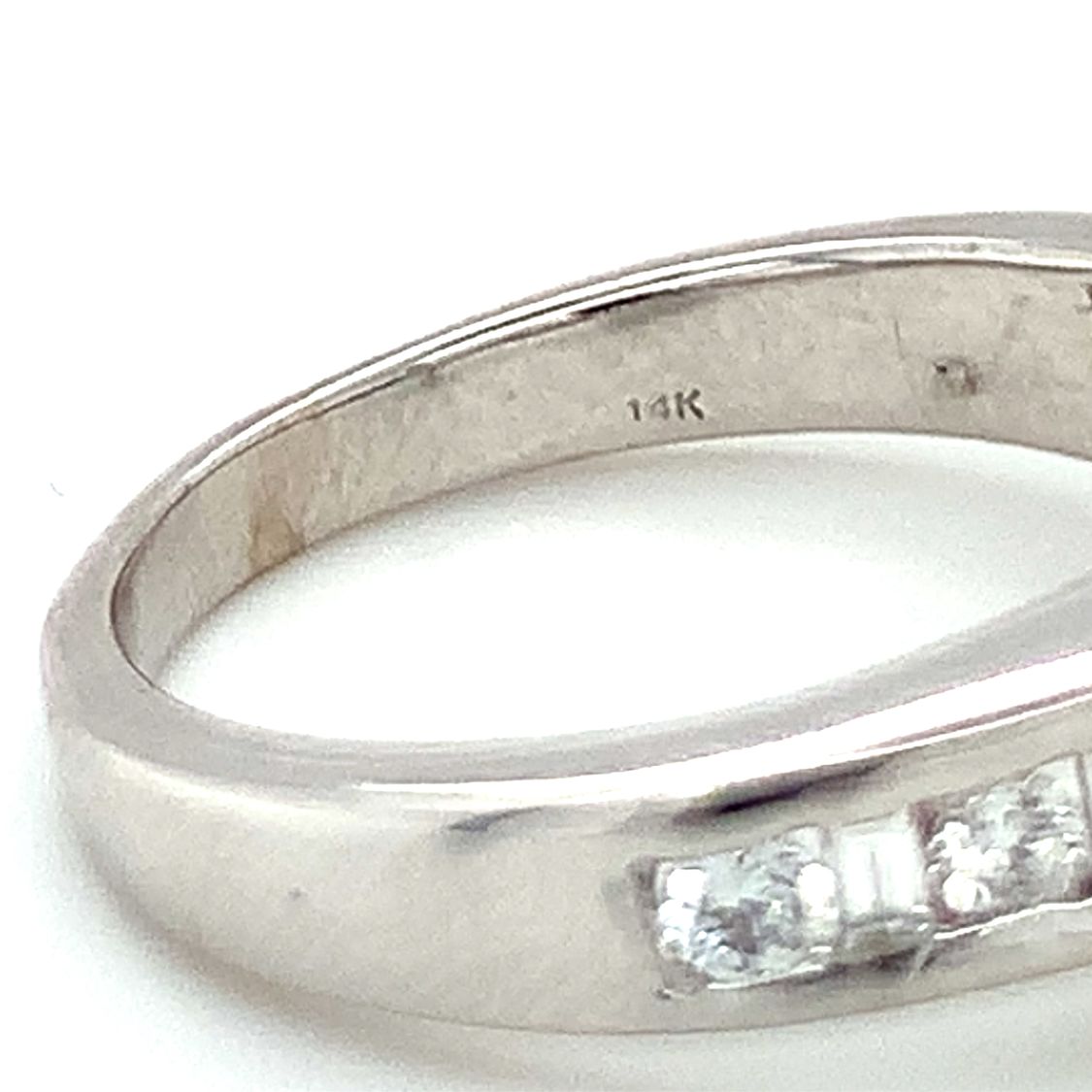 Diamond Engagement Ring in 14k White Gold
