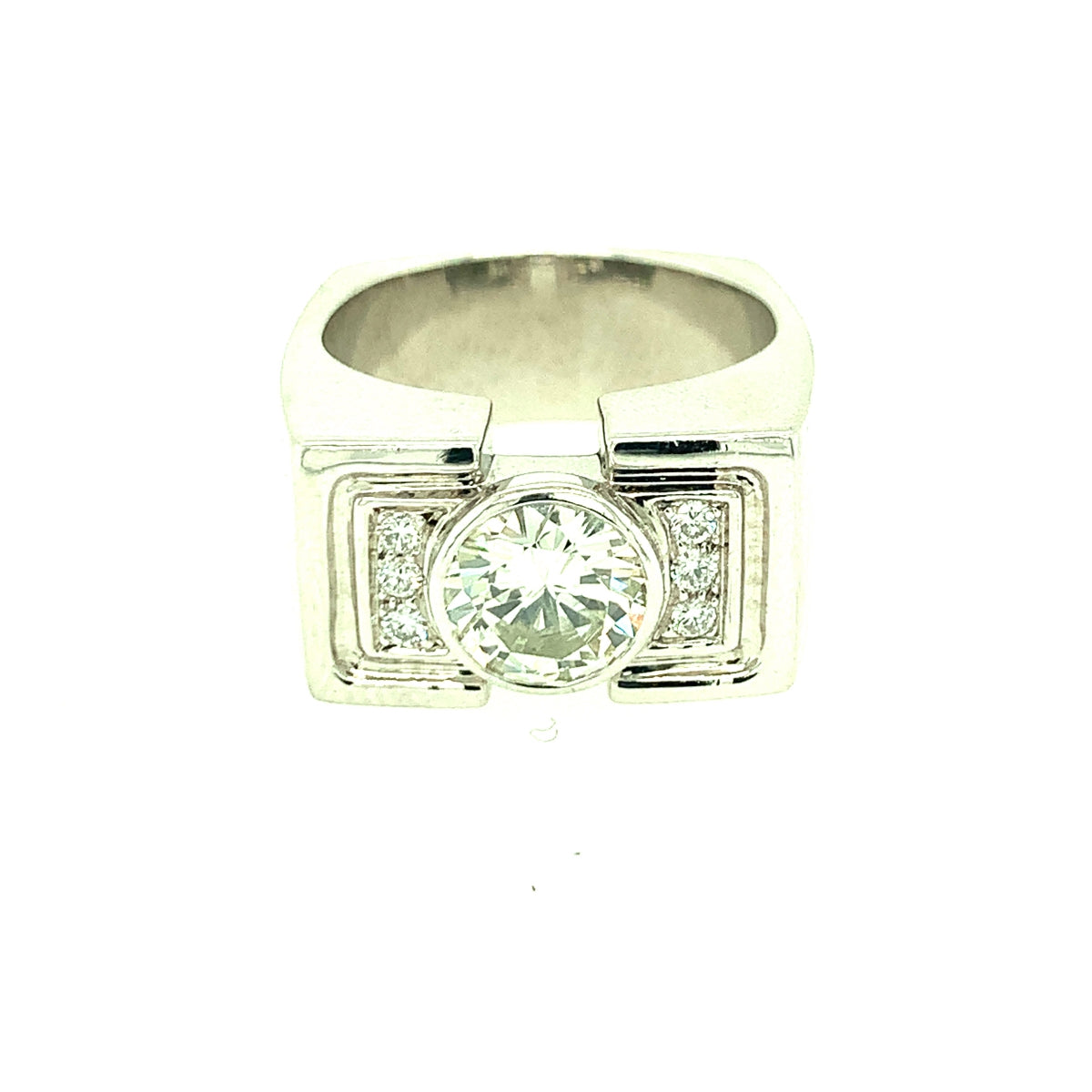 Diamond Solitaire Platinum Ring, circa 1960s