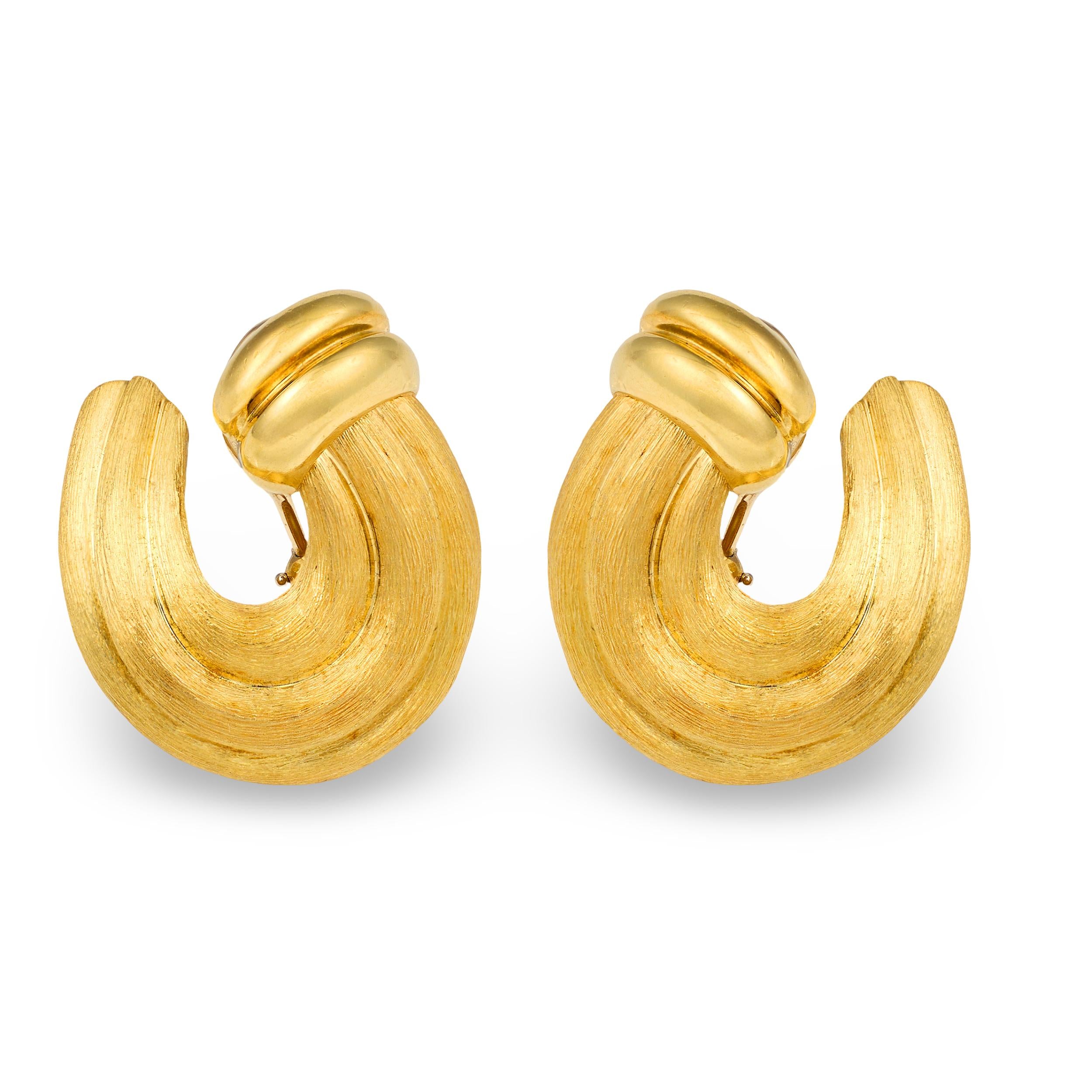 18K YELLOW GOLD TEXTURED AND FLUTED EARCLIPS BY "HENRY DUNAY"