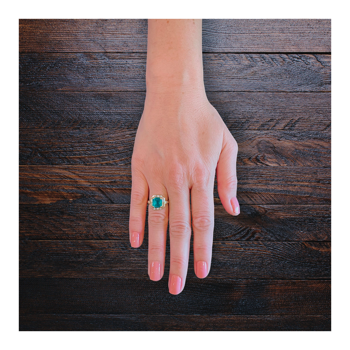 Emerald and Diamond 18k Yellow Gold Ring, circa 1970s