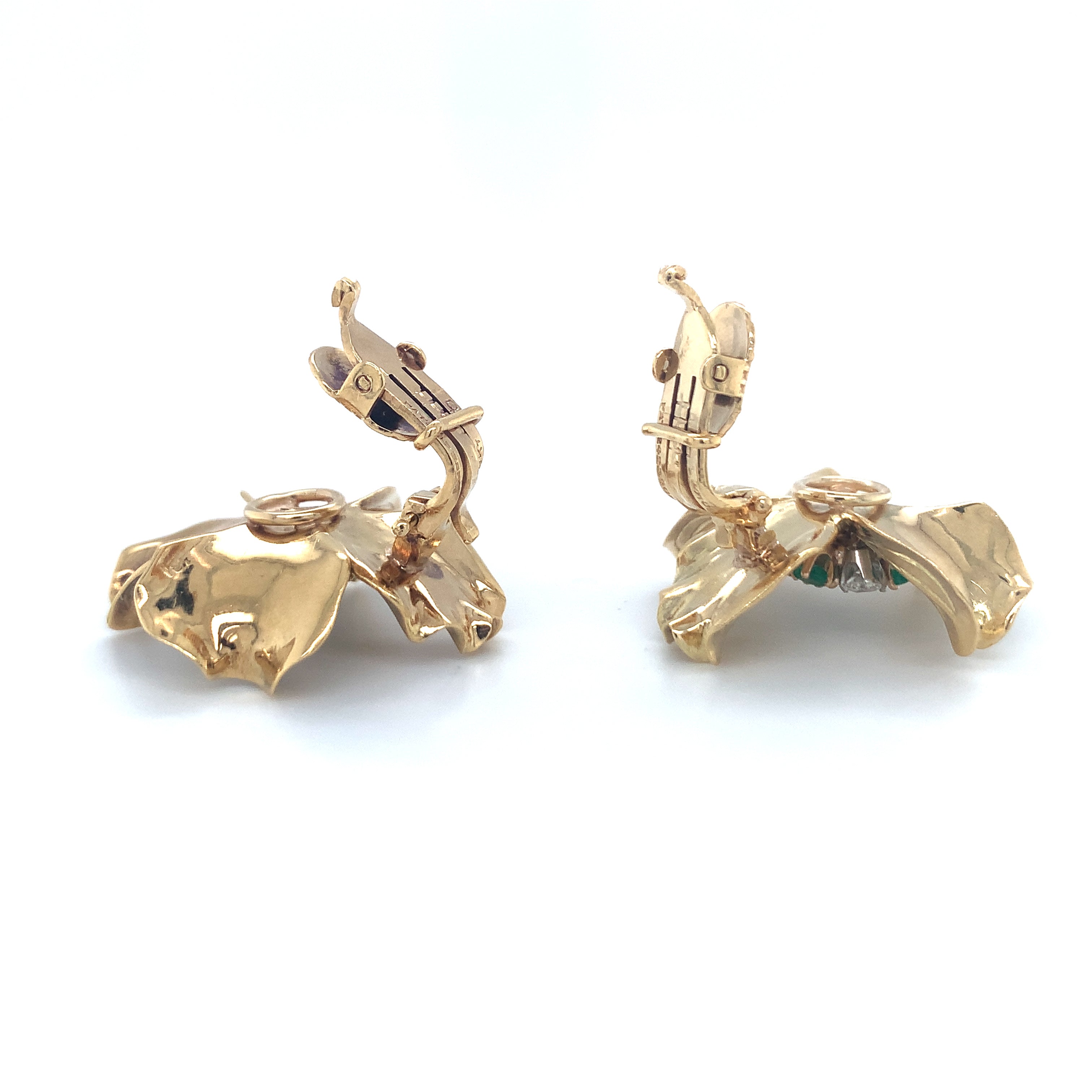 Emerald and Diamond Flower 18k Yellow Gold Earclips, circa 1960s