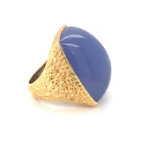 Lavender Chalcedony Ring in 18k Yellow Gold, circa 1960s
