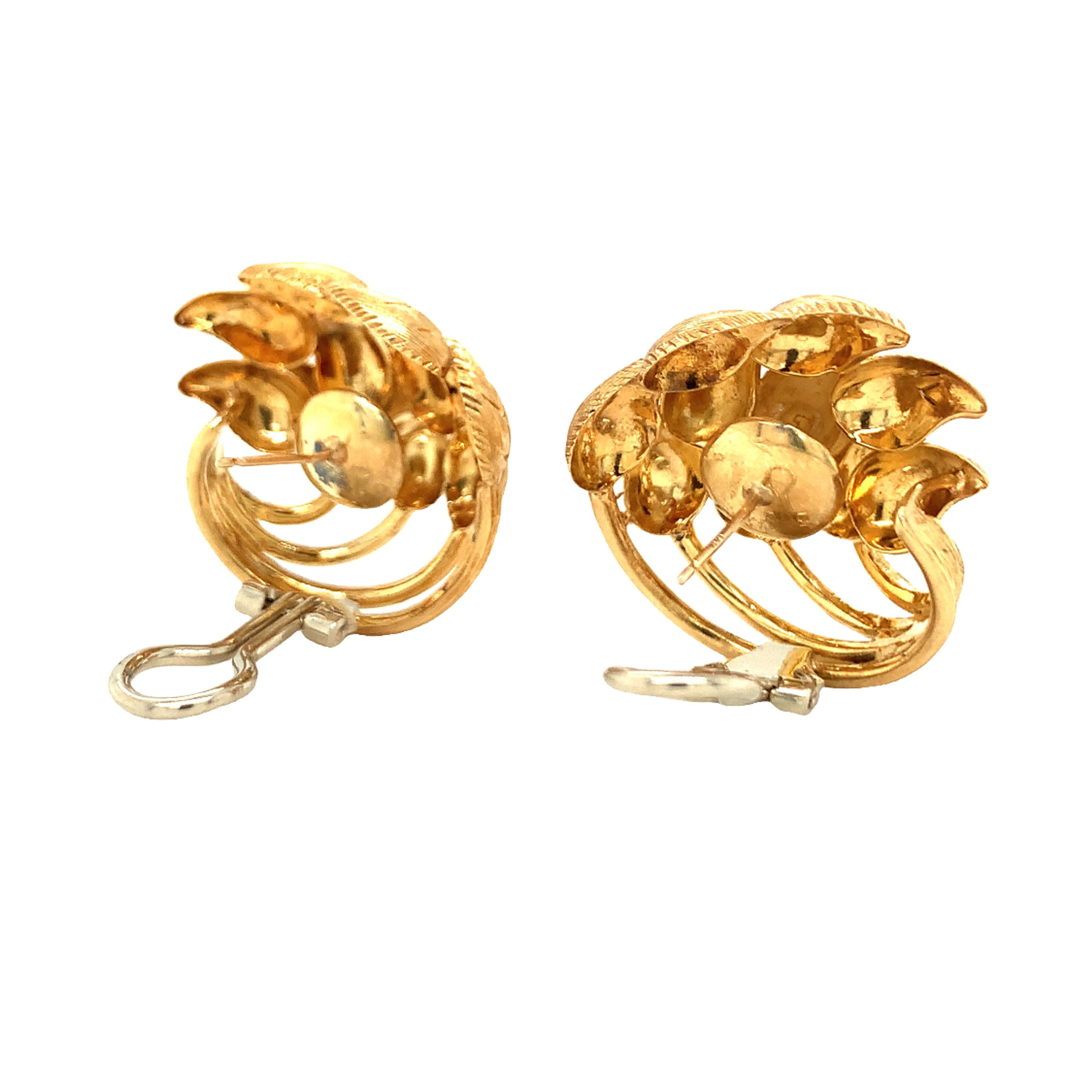 Leaf Design 18K Yellow Gold Earrings