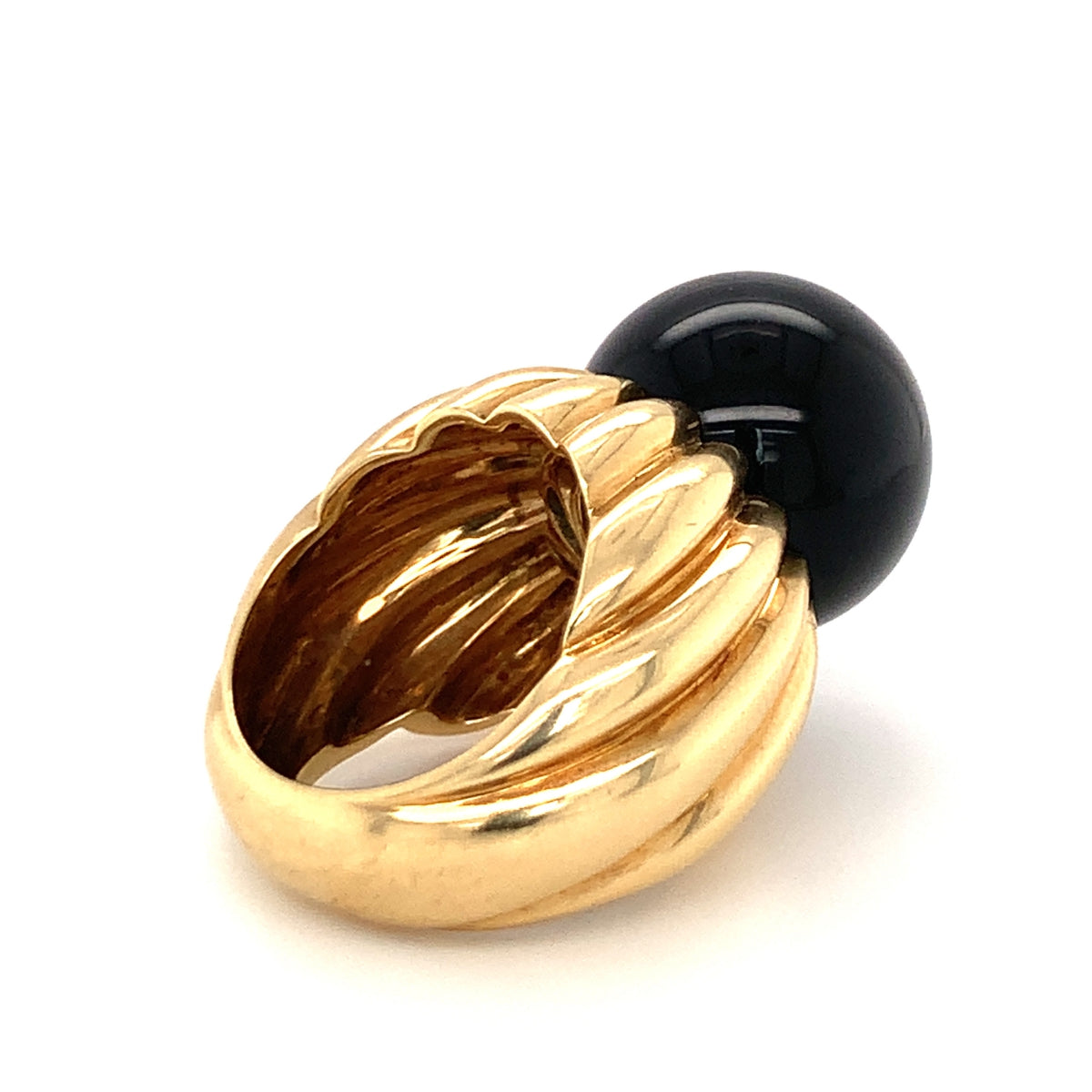 Onyx Bead 18K Yellow Gold Ring, circa 1970s