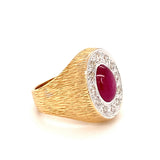 Star Ruby and Diamond 18k Yellow Gold Ring, circa 1960s