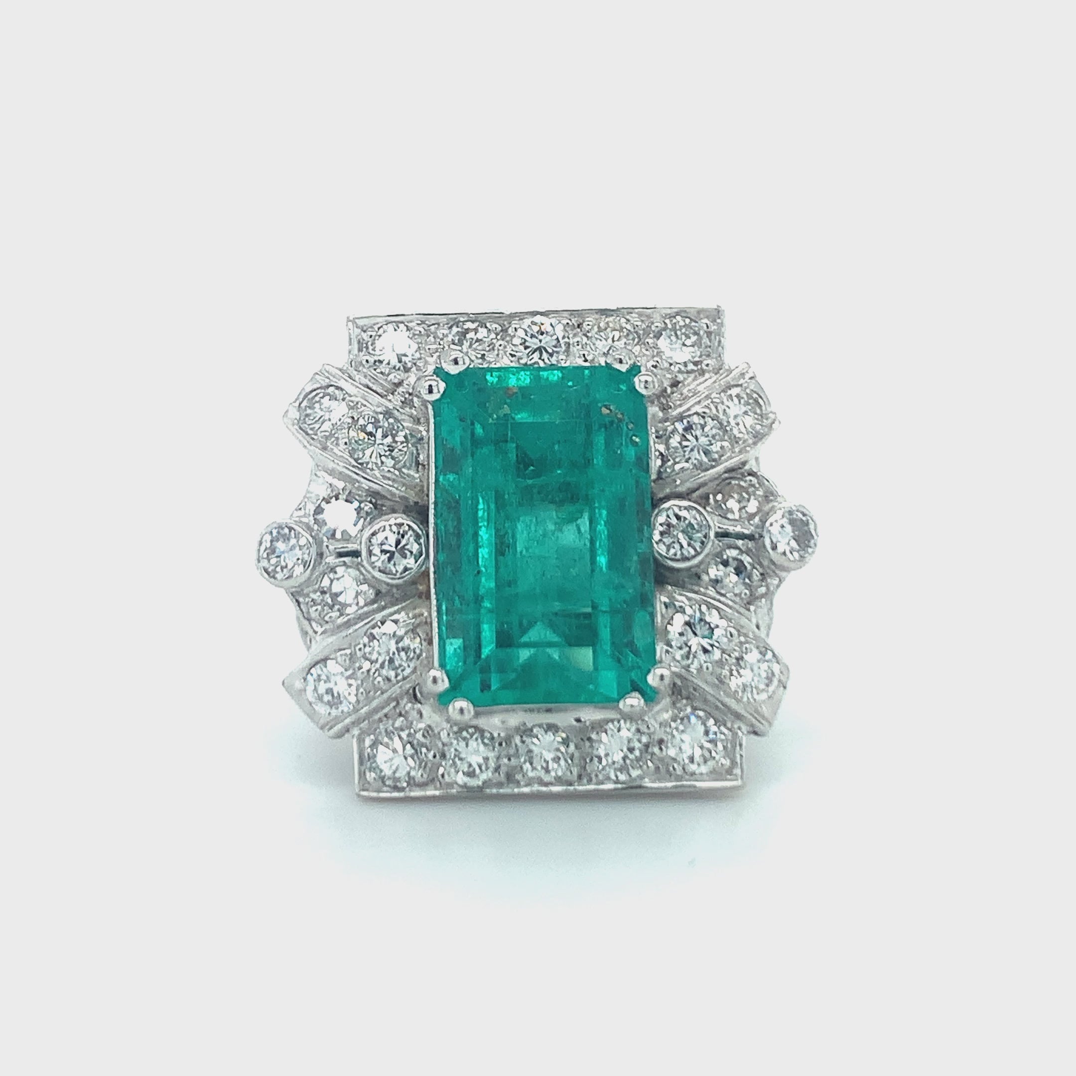 Art Deco Emerald and Diamond Platinum Ring