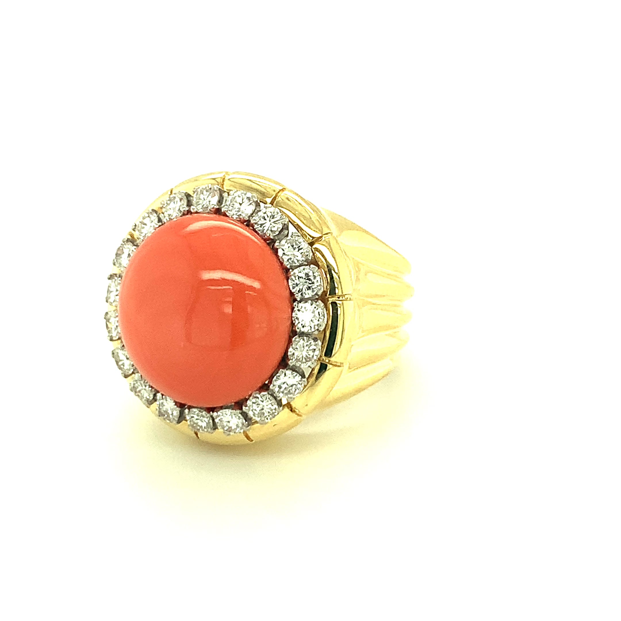 Deep Pink Coral and Diamond Ring in 18K Yellow Gold, circa 1970s