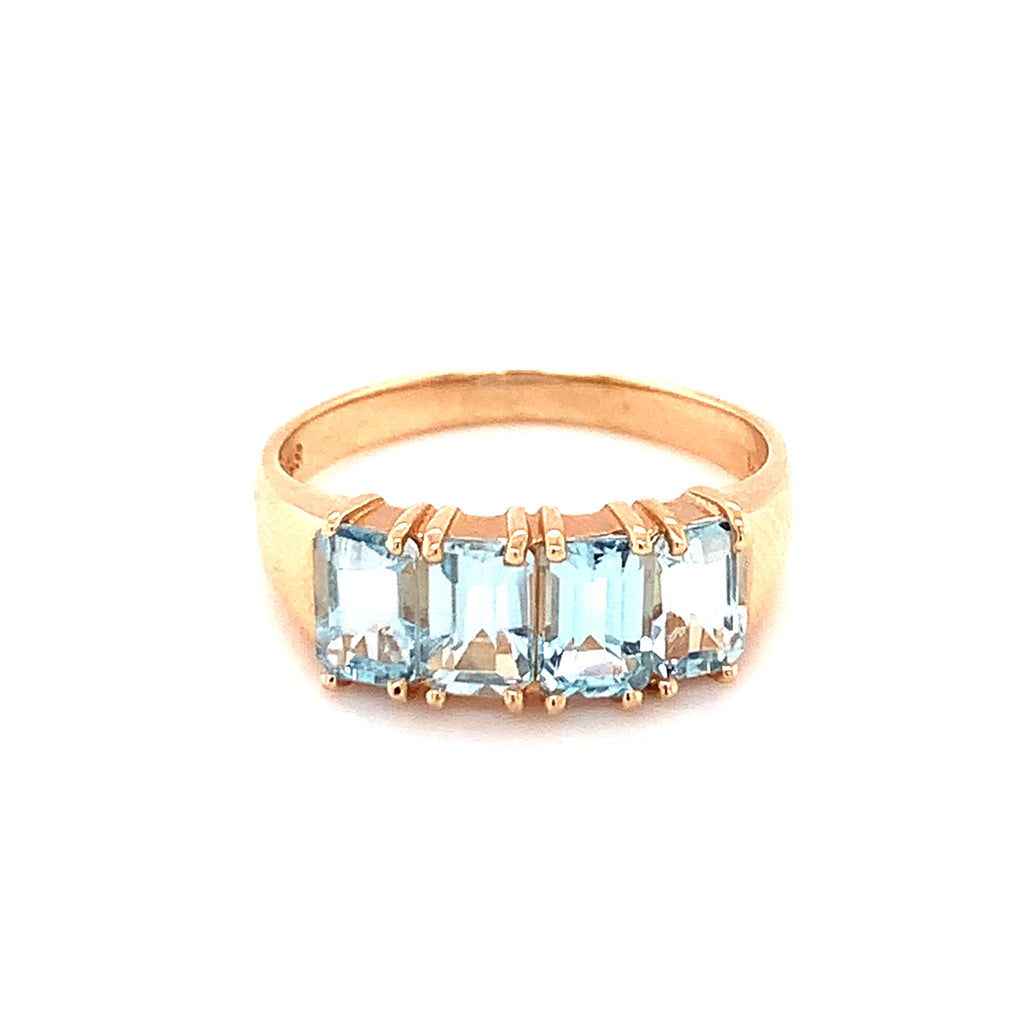 Blue Topaz 14K Yellow Gold Ring, Circa 1970s