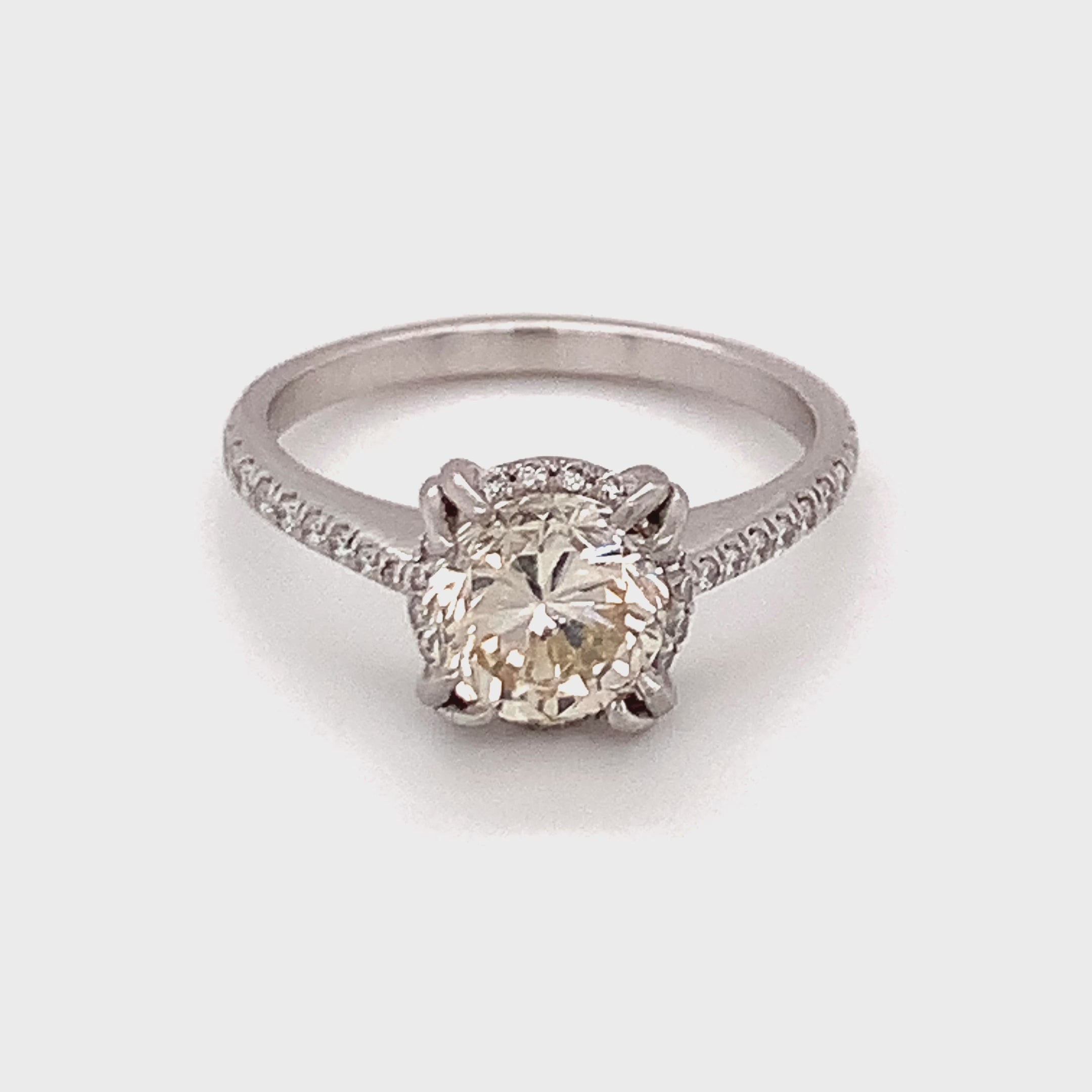 Diamond Engagement Ring in Platinum