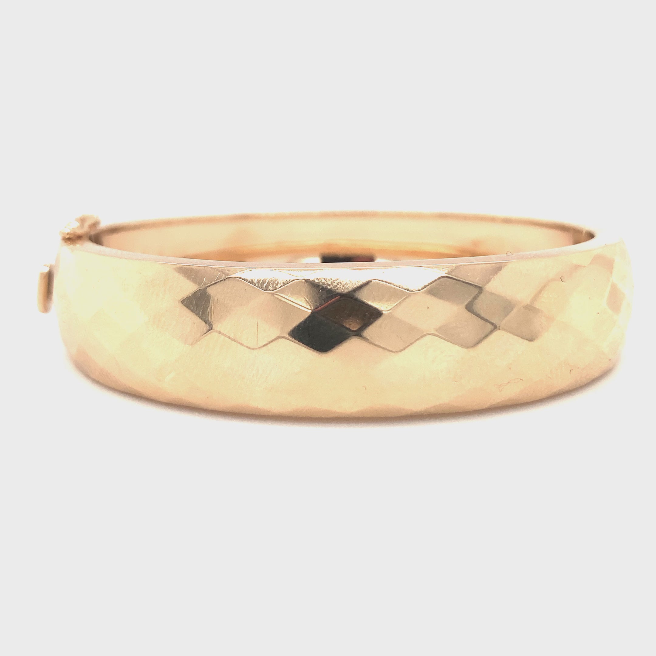 14k Yellow Gold Bangle Bracelet, circa 1970s