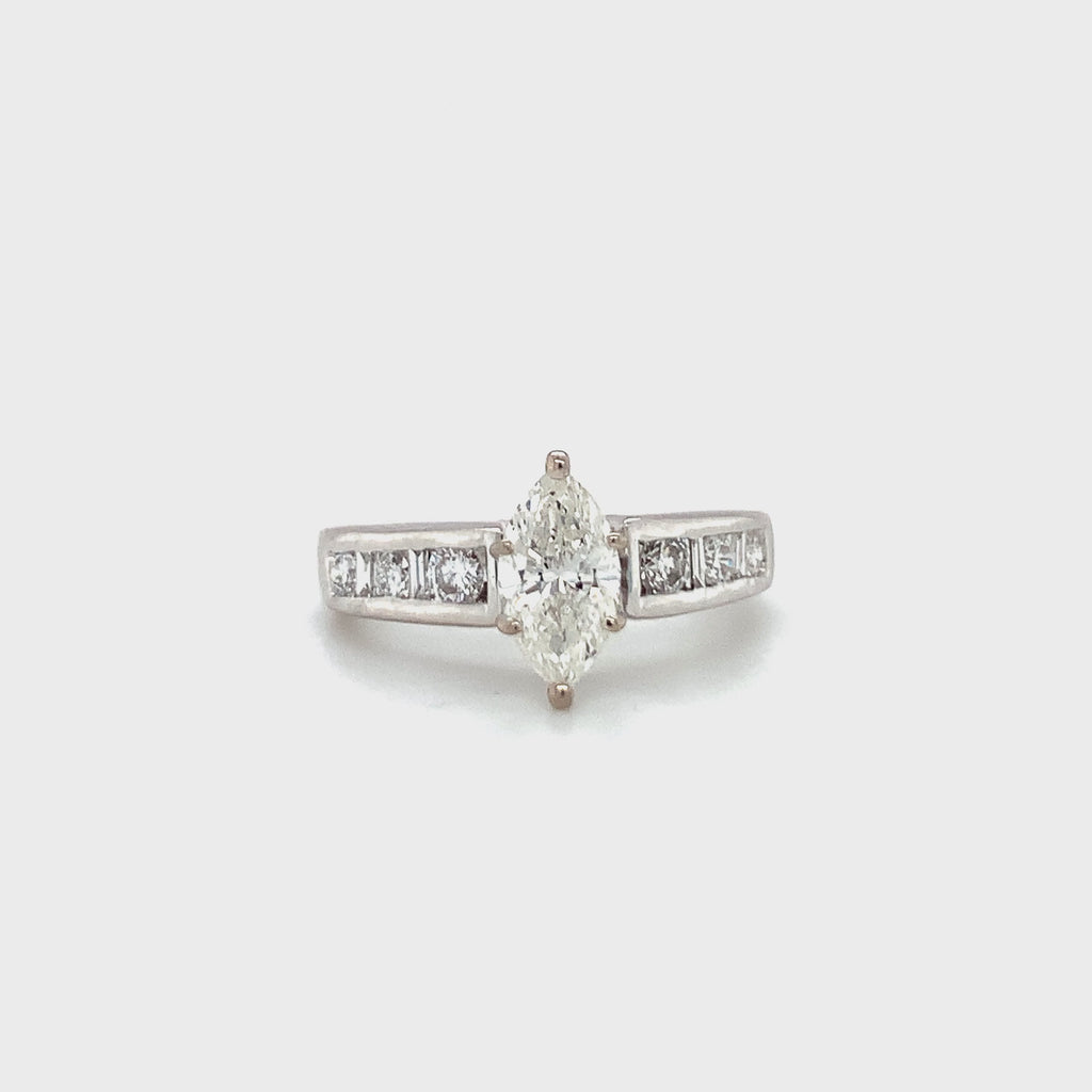 Diamond Engagement Ring in 14k White Gold