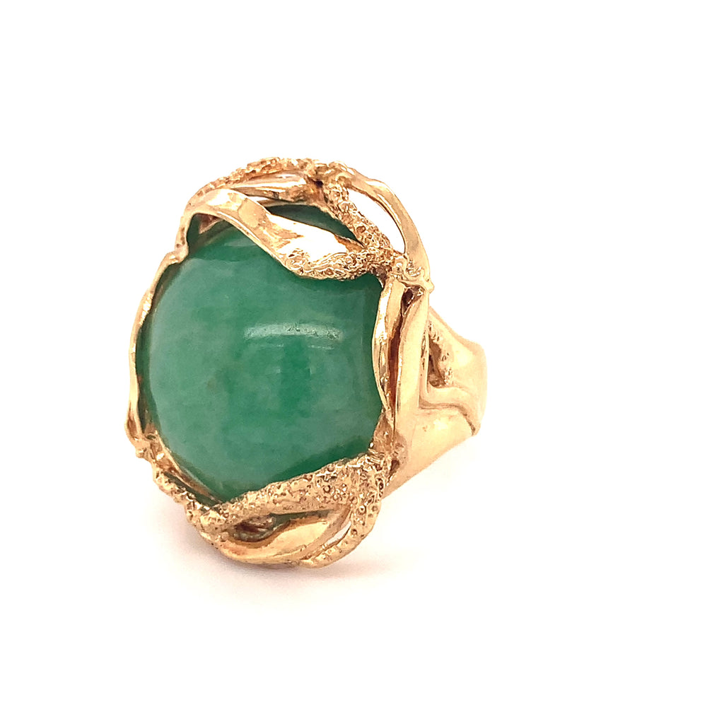 Green Jade 18K Yellow Gold Ring, circa 1960s